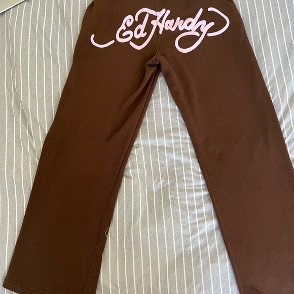 Ed Hardy Brown Sweatpants with Multicolor Tiger Art - Picture 4 of 4